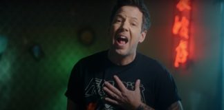 Simple Plan featuring Sum 41Deryck Whibley 'Ruin My Life'