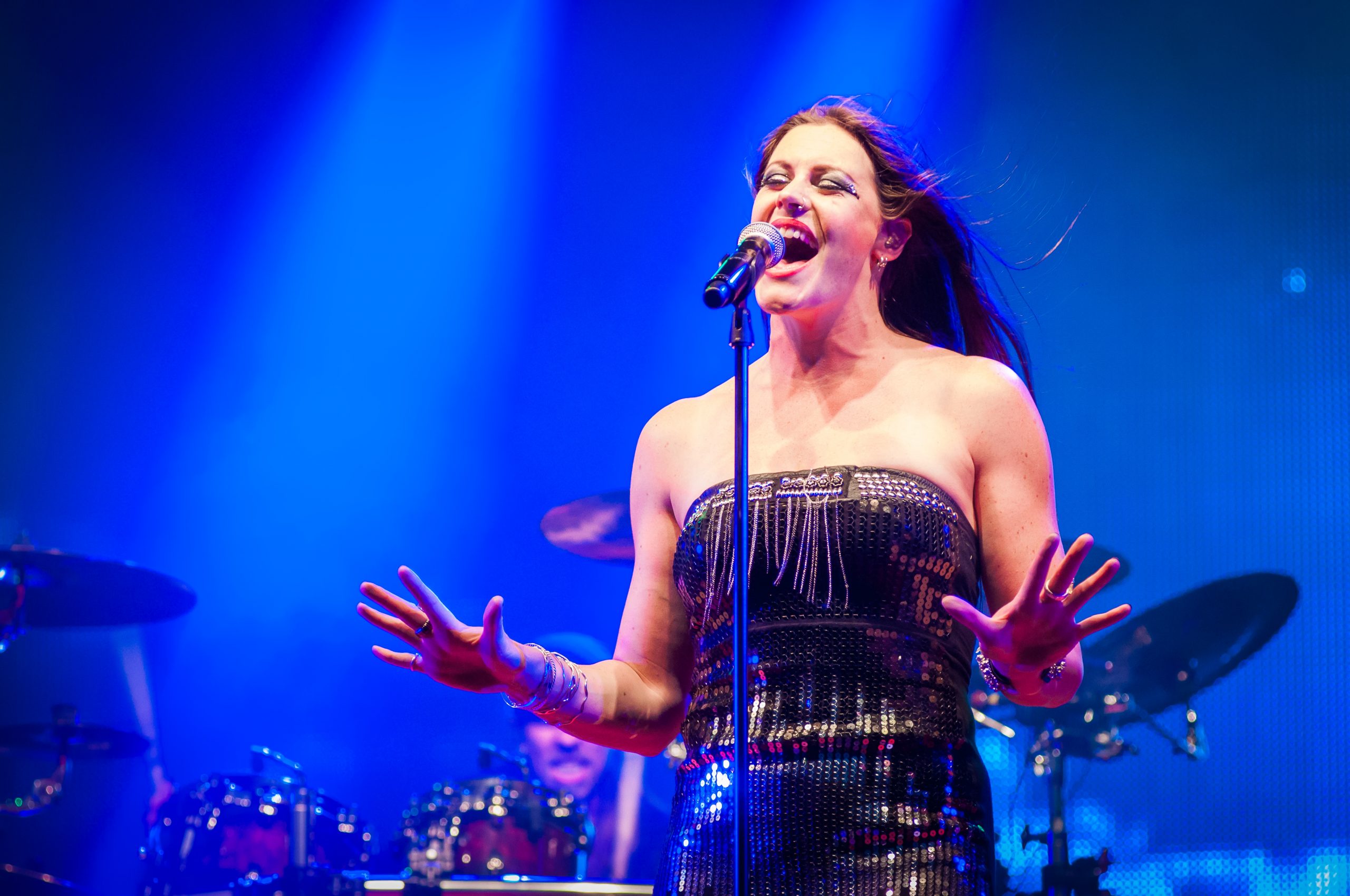 Nightwish Vocalist Floor Jansen Diagnosed With Breast Cancer Alterock 