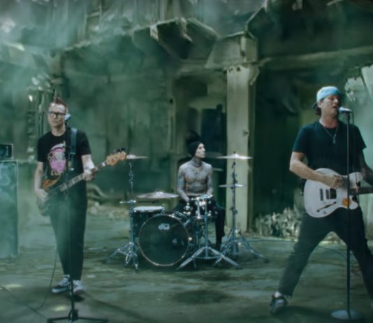 Blink-182 'One More Time' music video