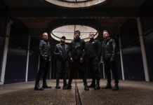 Pendulum band