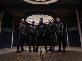 Pendulum band