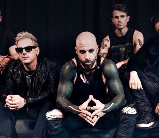 Daughtry layout band 2025